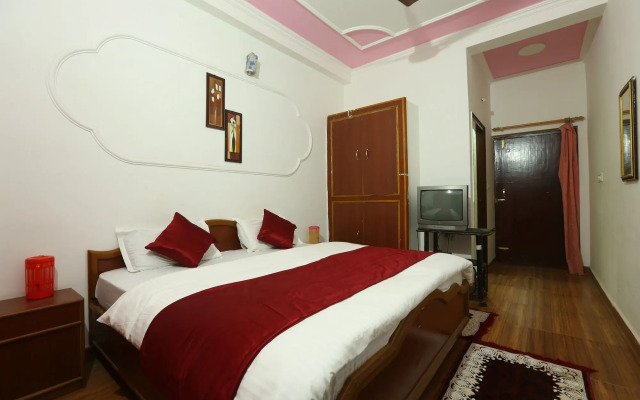 Raj Resort