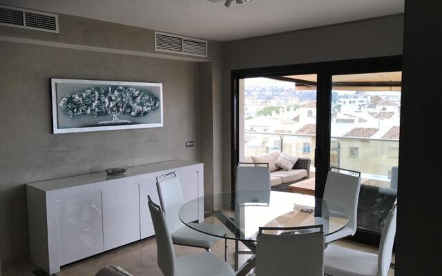 2218-Duplex first line beach with sea view