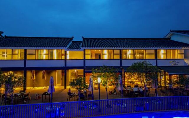 Huasu Boutique Hostel