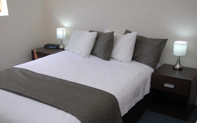 Summit Ridge Alpine Lodge