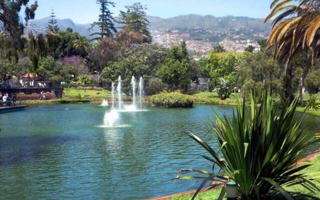 Comfortable 2-bedroom Apartment for Relaxing Stays