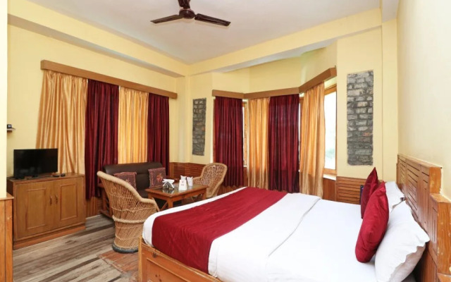 Hotel Devlok International