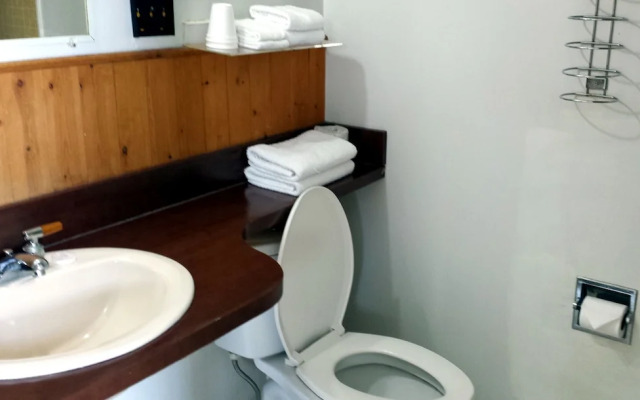 Moosomin Motel