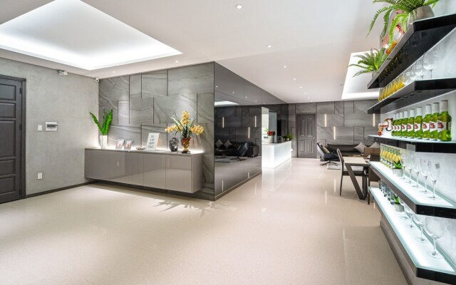 Stephen Luxury Apartments