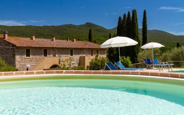 Apartment With one Bedroom, Kitchen, Bathroom Garden and Shared Pool