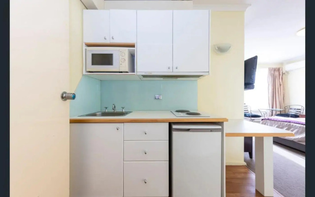 Knightsbridge Apartments
