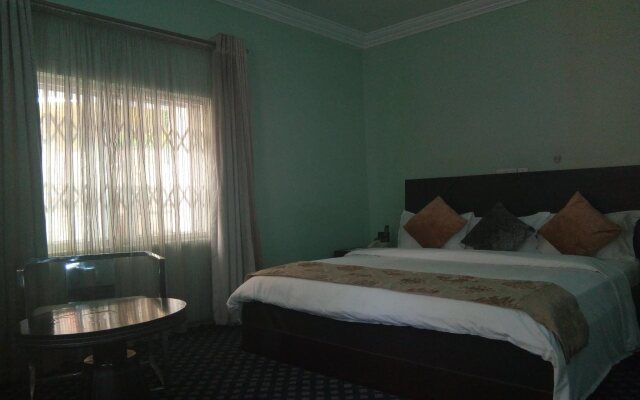 Parischoice Hotels & Resort