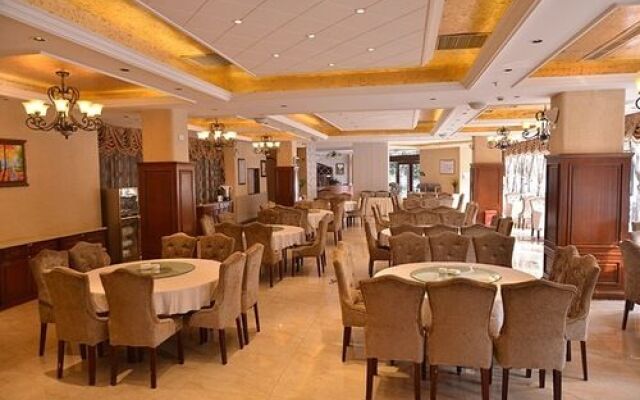 Ibis Chongqing Ranjiaba