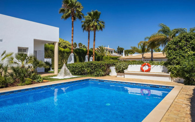 Villa Dome by OCvillas