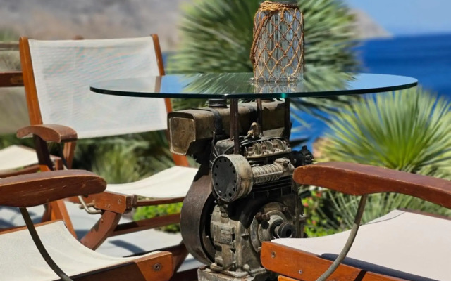 Niriides Hotel & Apartments