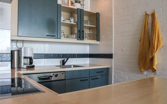 Stunning Home in Bruinisse With 2 Bedrooms and Wifi