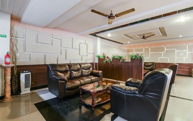 OYO 6285 Hotel AR Grand