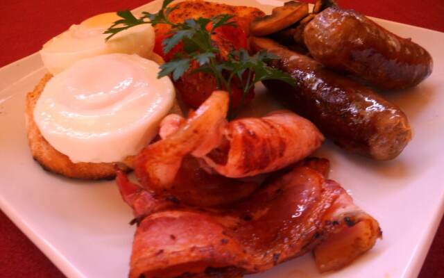 Christmas Creek Cafe & Cabins