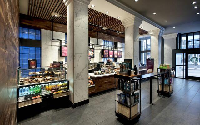 Courtyard By Marriott Nashville Downtown