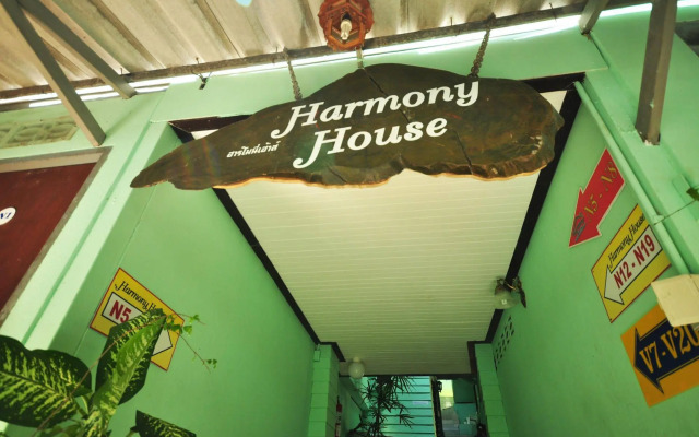 Harmony House - Hostel