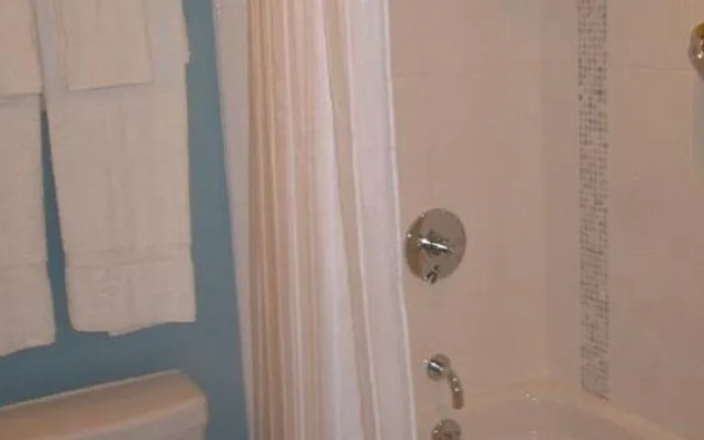 Ala Moana by Luxury Suites International