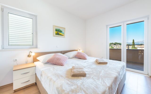 Apartments Rilovic, City and Sea view apartments