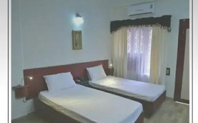 Queens Tourist Home