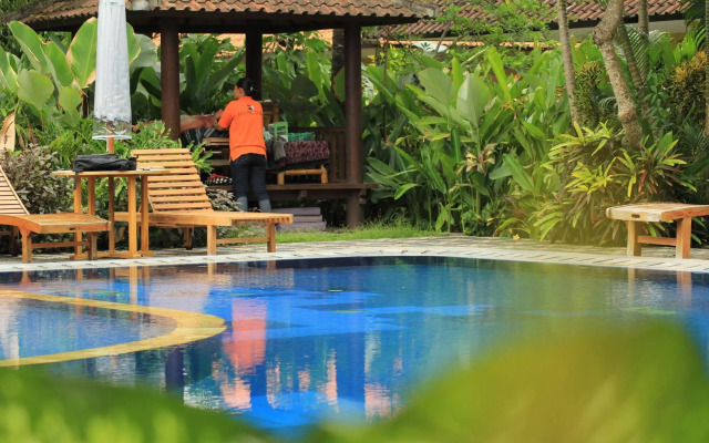 Lusa Hotel
