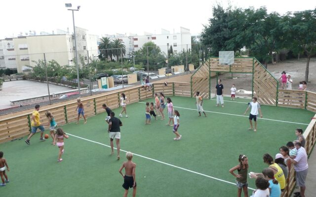 Attractive Bungalow With a Covered Terrace, Near the Beach