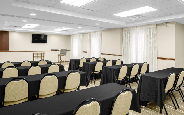 Staybridge Suites Chattanooga at Hamilton Place by IHG