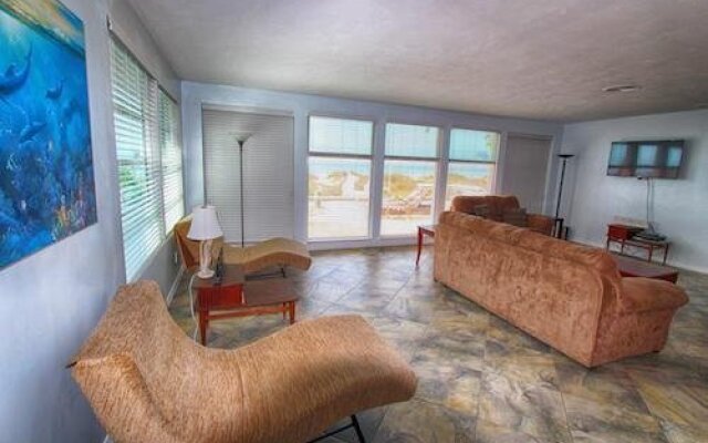 Gulf Sunset Oasis Holiday home