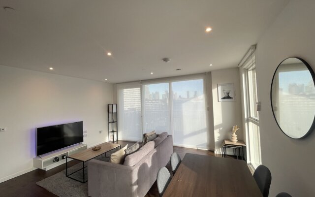 Immaculate 2bed Apartment in London - City Views