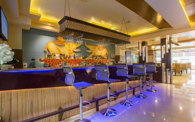 Yatri Suites and Spa