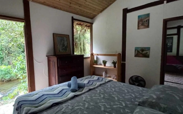 casa na cachoeira