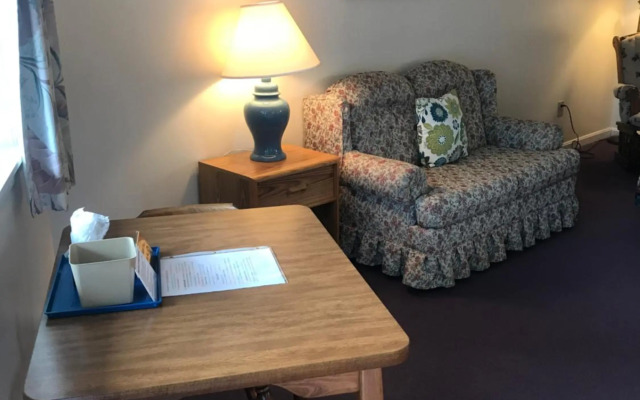 Four Seasons Motor Inn