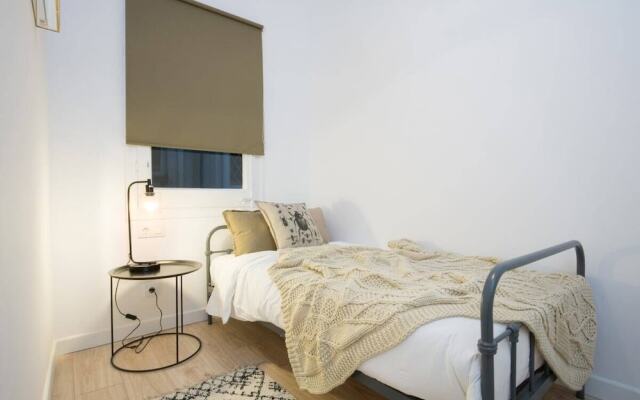 Luxurious Decor 4bdr Apt in Central, Eixample