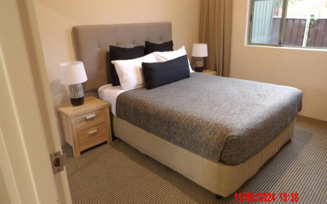 The Belmore Apartments Hotel