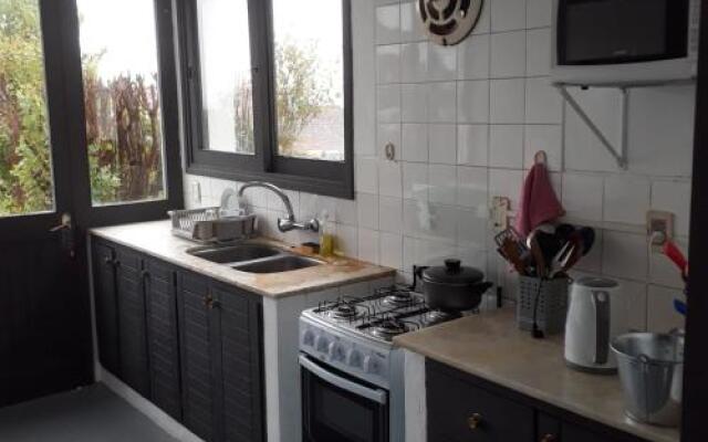 Lobo Hostel