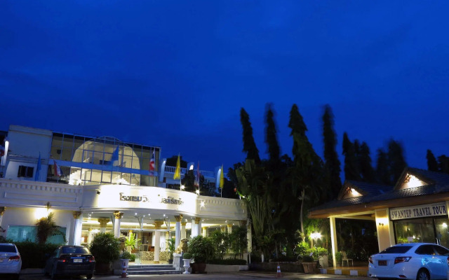 Windmill Resort Hotel