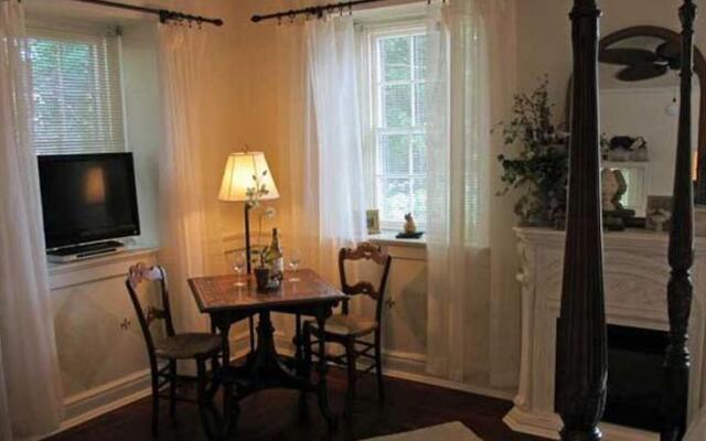 1777 Americana Inn Ephrata