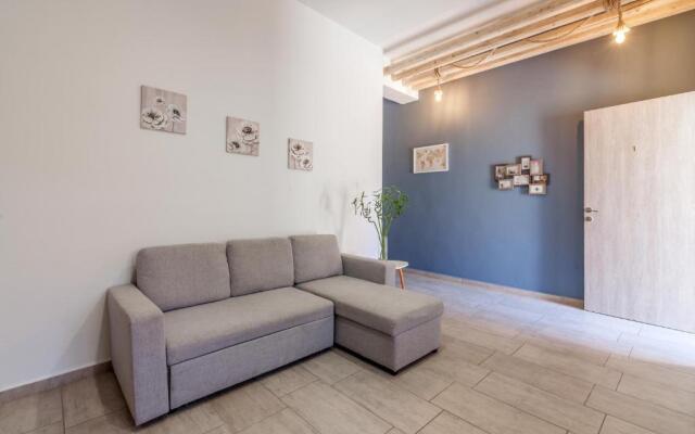 Avra Suites in City center - 50m to Beach