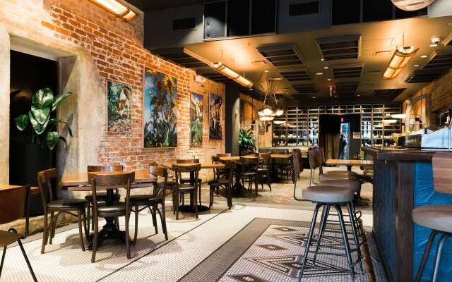 The Old No. 77 Hotel & Chandlery