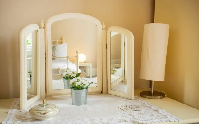 3 Bed Luxury West end Apt - Sleeps 6!