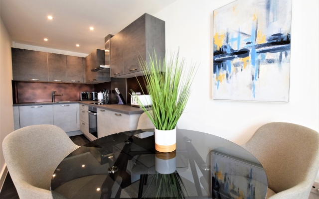Your Apartment Brunel Loft - No.2
