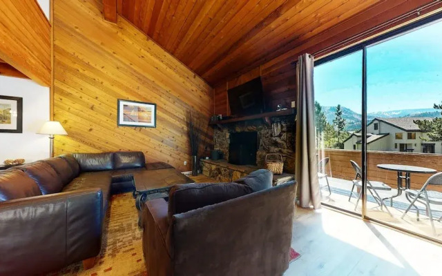 Snowflower 20 Pet-Friendly, Spacious Corner Unit With Great Complex Amenities by RedAwning