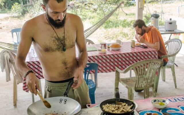 Wichai's Jungle Home Stay