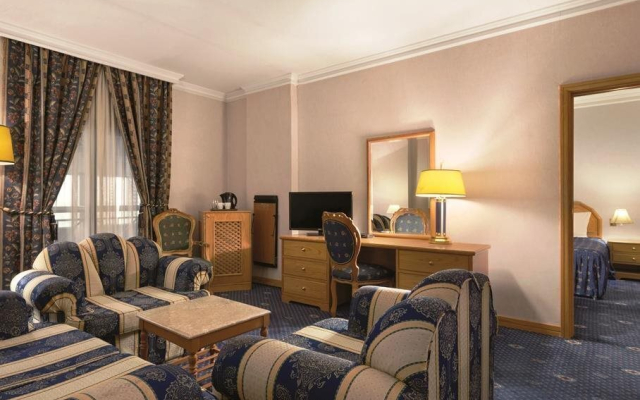 Ramada Hotel