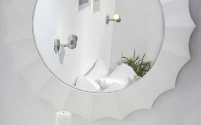 Orizon Tagoo Mykonos
