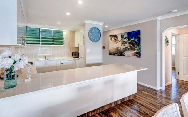 Lagoon 201 on Hamilton Island