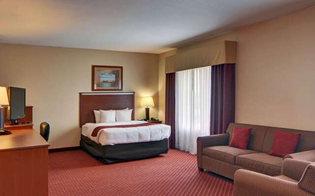 Quality Suites Near Cedar Creek Lake