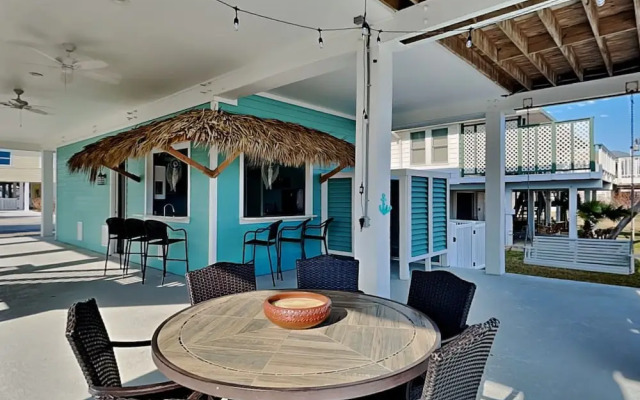 Tiki Retreat