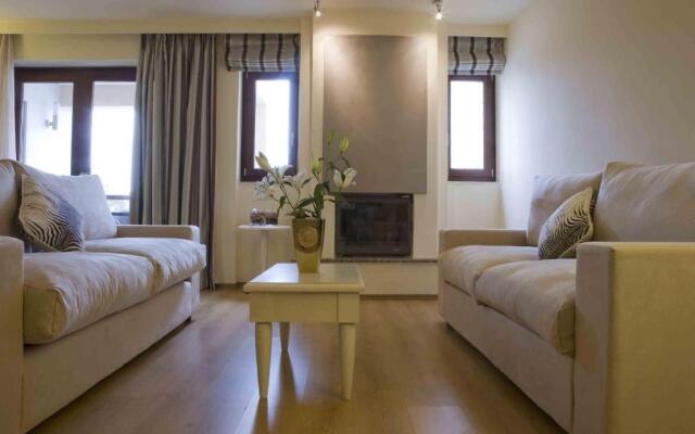 Valis Resort