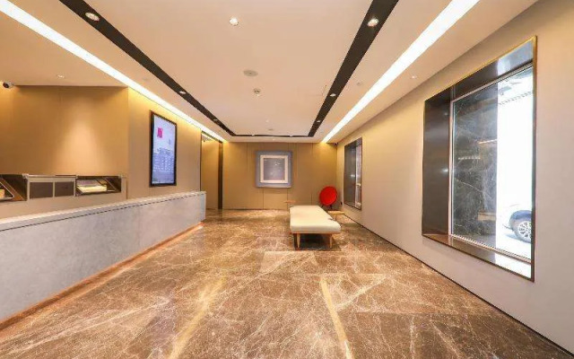 Ji Hotel (Shanghai People's Square, Nanjing Road)