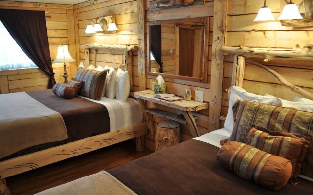 The Cedaredge Lodge