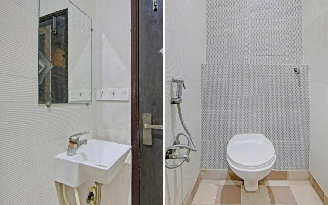 OYO Flagship 70288 Rk Home Stay
